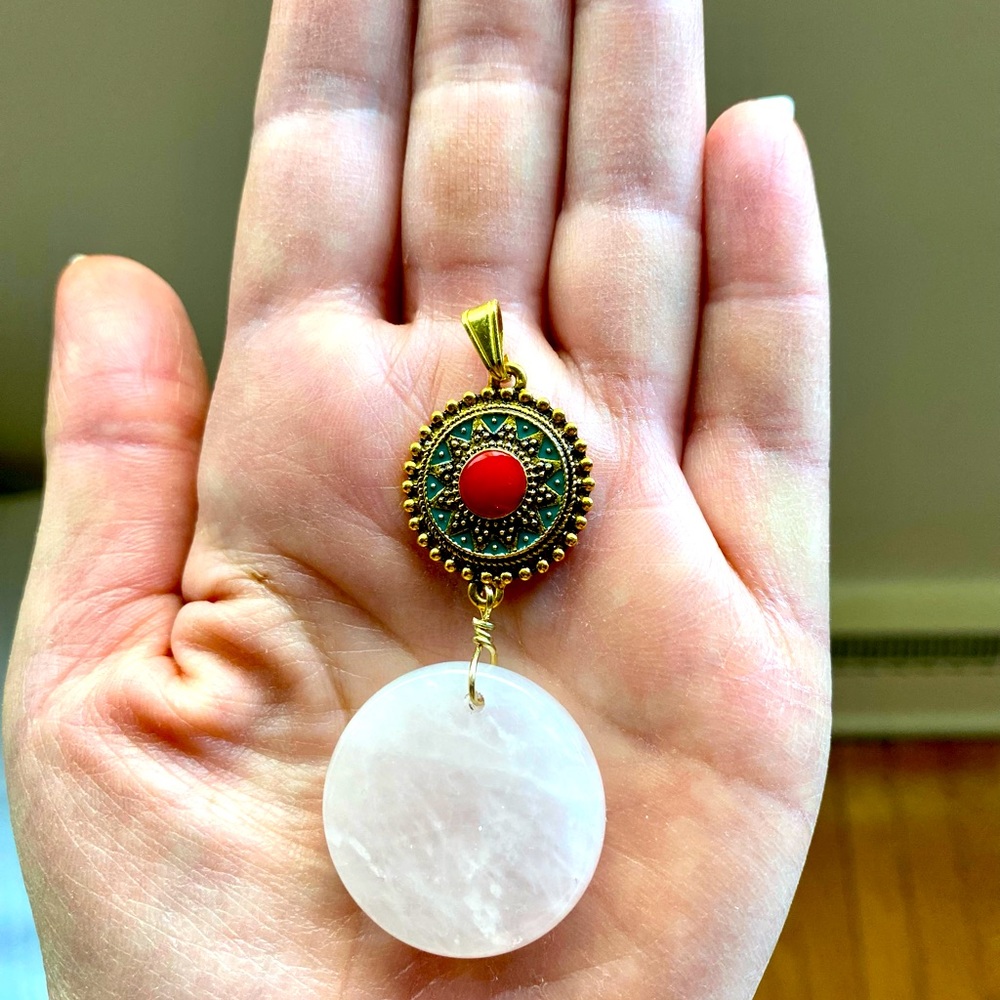 081)Natural Rose Quartz Tibetan Pendant